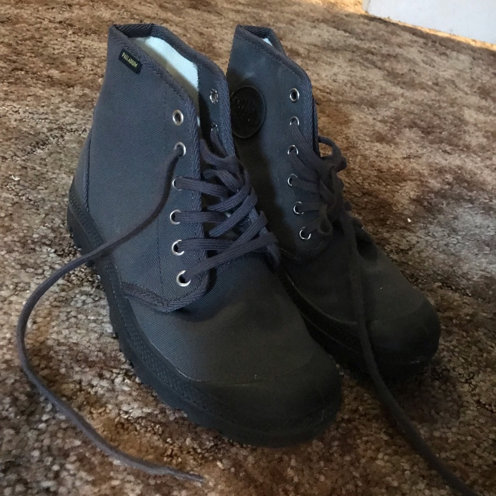 gray boots